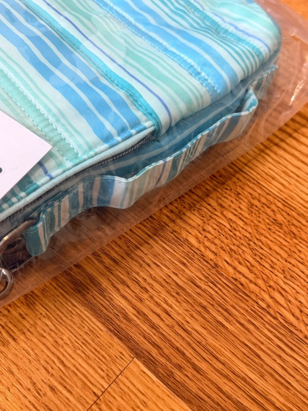 Lug Delta 17” Laptop Case - Love Waves Aqua NWT